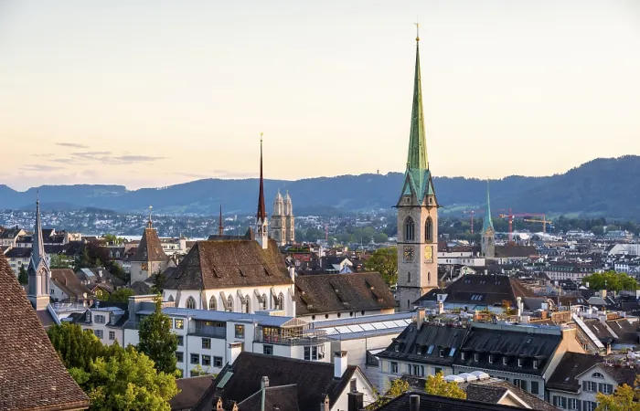 Gerahmter Druck : Ansicht der Stadt, Predigerkirche Gerahmter Druck : Ansicht der Stadt, Predigerkirche