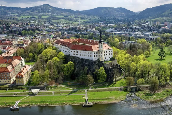 Gerahmter Druck : Blick vom Schäferwall auf Burg Decin Gerahmter Druck : Blick vom Schäferwall auf Burg Decin