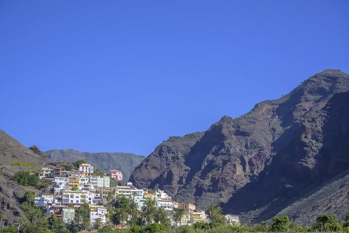 Gerahmter Druck : Blick auf das Viertel La Calera Gerahmter Druck : Blick auf das Viertel La Calera