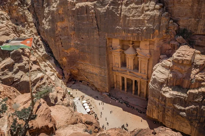 Gerahmter Druck : Blick von oben in den Siq-Tal. Gerahmter Druck : Blick von oben in den Siq-Tal.