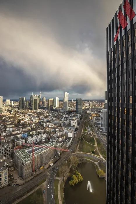 Gerahmter Druck : Blick von einem Hochhaus Gerahmter Druck : Blick von einem Hochhaus