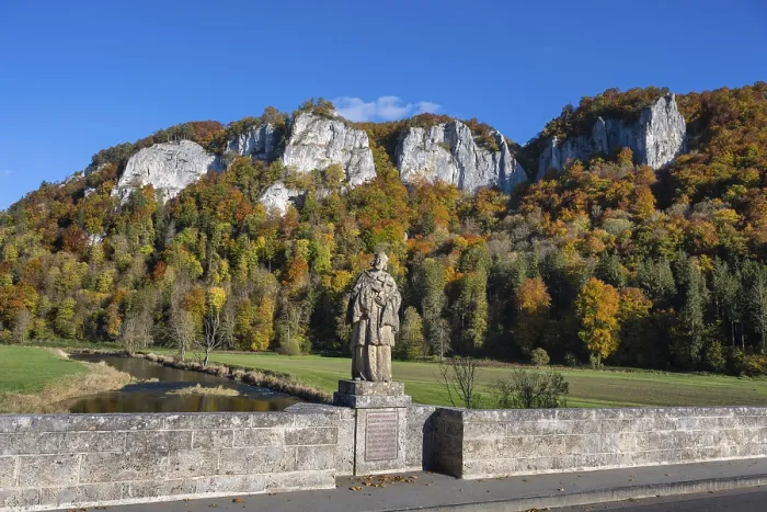 Gerahmter Druck : Blick vom historischen Bogenbrücke Gerahmter Druck : Blick vom historischen Bogenbrücke