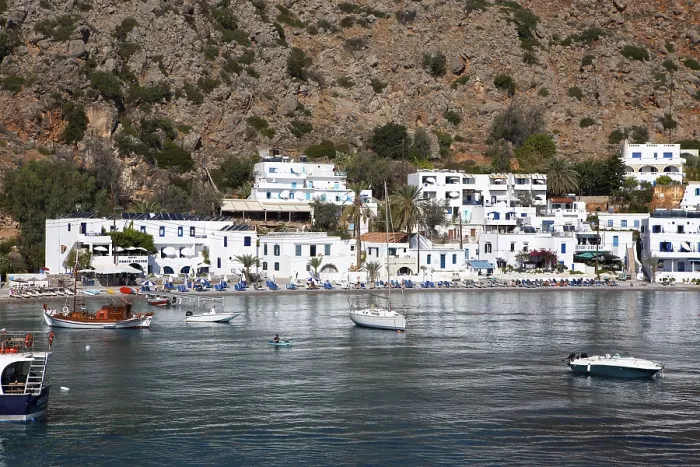 Gerahmter Druck : Blick auf Loutro im Libyschen Meer. Gerahmter Druck : Blick auf Loutro im Libyschen Meer.