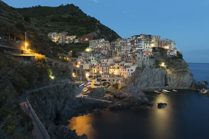 Gerahmter Druck : Blick auf Manarola, Cinque Terre. Gerahmter Druck : Blick auf Manarola, Cinque Terre.