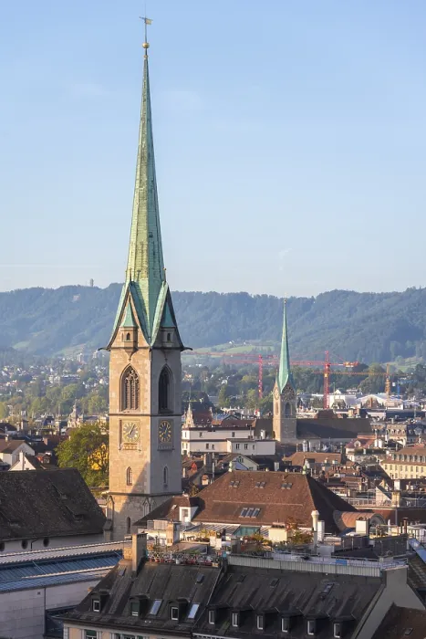 Gerahmter Druck : Blick über das alte Viertel, Dachreiter der Predigerkirche Gerahmter Druck : Blick über das alte Viertel, Dachreiter der Predigerkirche