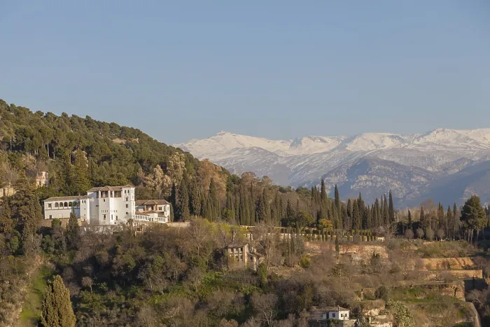 Gerahmter Druck : Blick auf das Palacio de Generalife. Gerahmter Druck : Blick auf das Palacio de Generalife.