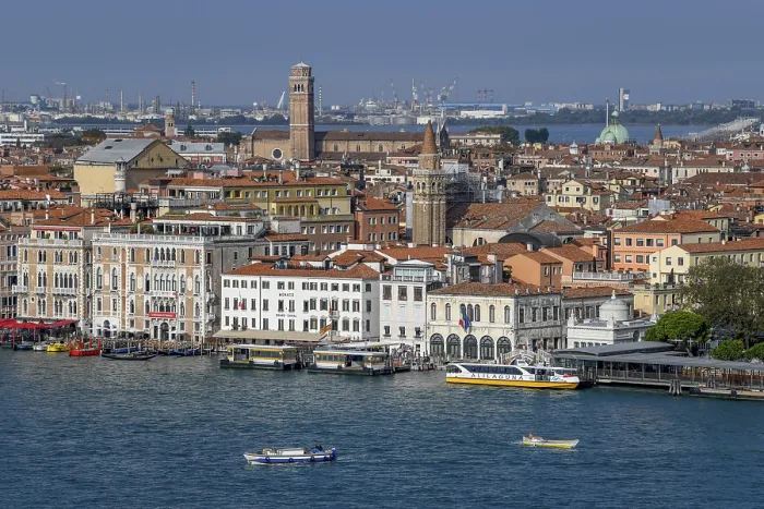 Gerahmter Druck : Blick auf das San Marco-Viertel. Gerahmter Druck : Blick auf das San Marco-Viertel.