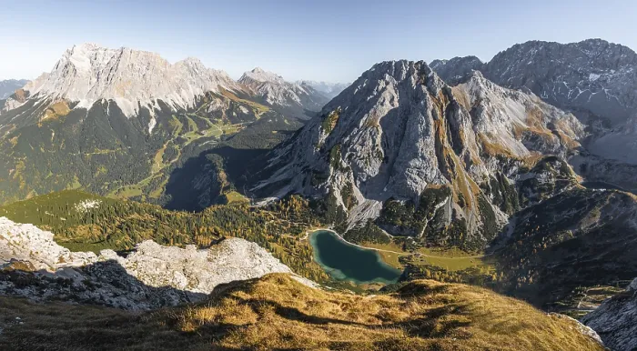 Gerahmter Druck : Blick auf den Seebensee von der Ehrwalder Sonnenspitze. Gerahmter Druck : Blick auf den Seebensee von der Ehrwalder Sonnenspitze.
