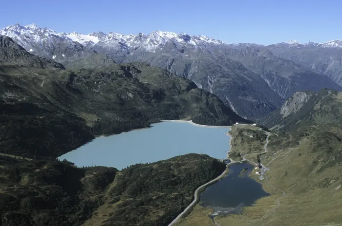 Gerahmter Druck : Blick auf den Stausee Kops Speichersee. Gerahmter Druck : Blick auf den Stausee Kops Speichersee.