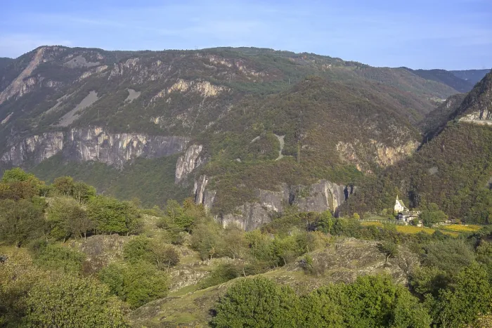 Gerahmter Druck : Blick auf St.Daniel, Castelfeder Gerahmter Druck : Blick auf St.Daniel, Castelfeder