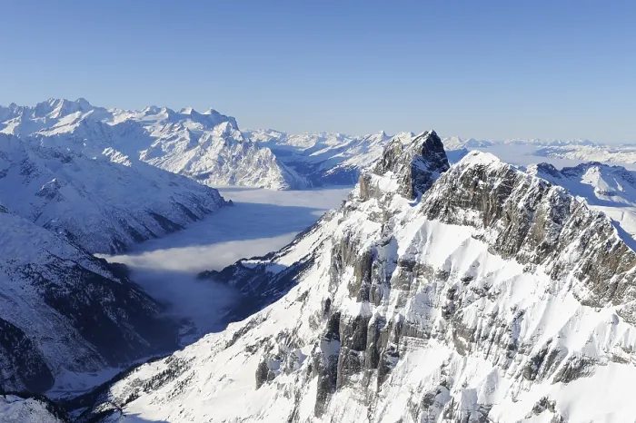 Gerahmter Druck : Blick vom Titlis in die Berner Alpen. Gerahmter Druck : Blick vom Titlis in die Berner Alpen.