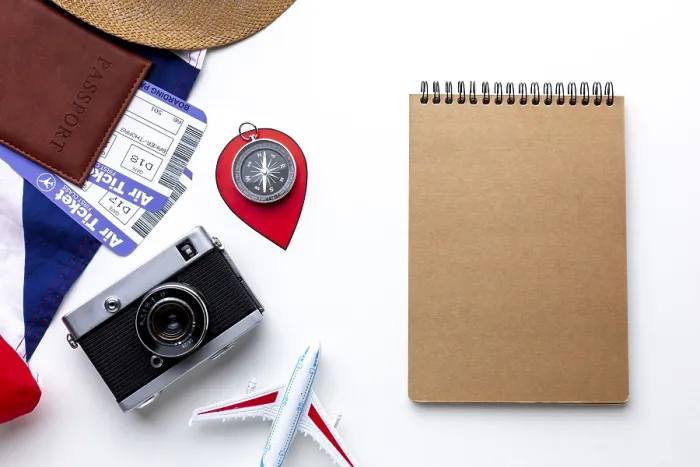 Gerahmter Druck : Oberansichts-Reisekit-Elemente Gerahmter Druck : Oberansichts-Reisekit-Elemente