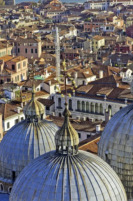 Gerahmter Druck : Blick über Venedig mit den Kuppeln der St.-Markus-Basilika, Venedig, Venezia, Veneto, Italien, Europa Gerahmter Druck : Blick über Venedig mit den Kuppeln der St.-Markus-Basilika, Venedig, Venezia, Veneto, Italien, Europa