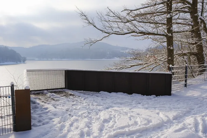 Gerahmter Druck : Blickpunkt am Hennesee Gerahmter Druck : Blickpunkt am Hennesee