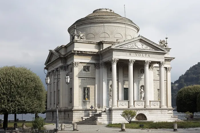 Gerahmter Druck : Museo Volta, Tempio Voltiano, Como Gerahmter Druck : Museo Volta, Tempio Voltiano, Como