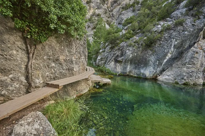 Gerahmter Druck : Wanderweg am Fluss Matarranya Gerahmter Druck : Wanderweg am Fluss Matarranya