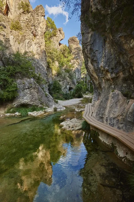 Gerahmter Druck : Wanderweg am Fluss Matarranya Gerahmter Druck : Wanderweg am Fluss Matarranya