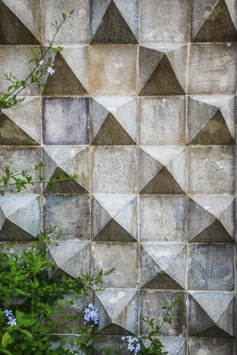 Gerahmter Druck : Wandmustermusterpyramide im Schatten. Gerahmter Druck : Wandmustermusterpyramide im Schatten.