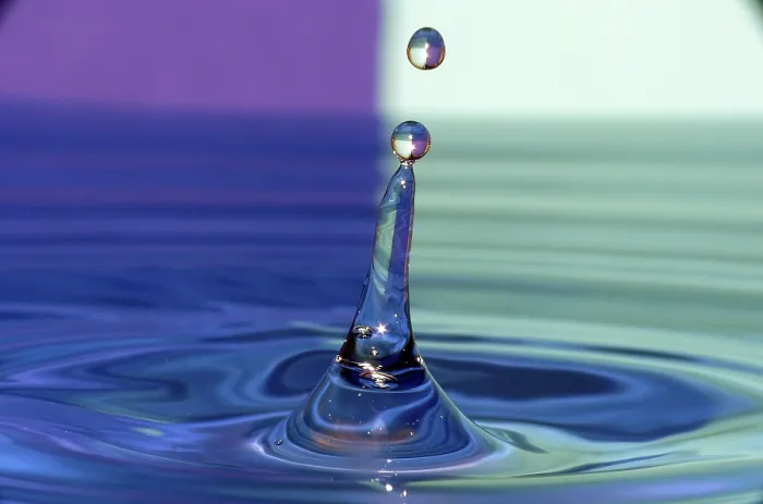 Gerahmter Druck : Wassertröpfchen Gerahmter Druck : Wassertröpfchen