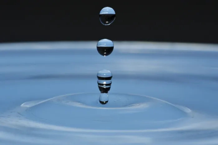 Gerahmter Druck : Wassertröpfchen Gerahmter Druck : Wassertröpfchen