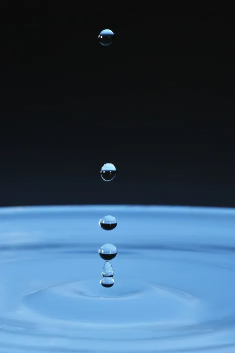 Gerahmter Druck : Wassertröpfchen Gerahmter Druck : Wassertröpfchen