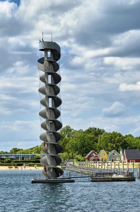 Gerahmter Druck : Wasserstandsturm, Großer Goitzschesee Gerahmter Druck : Wasserstandsturm, Großer Goitzschesee
