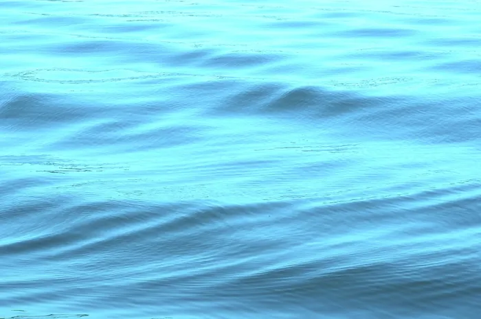 Gerahmter Druck : Wasser Wasser Oberfläche Gerahmter Druck : Wasser Wasser Oberfläche