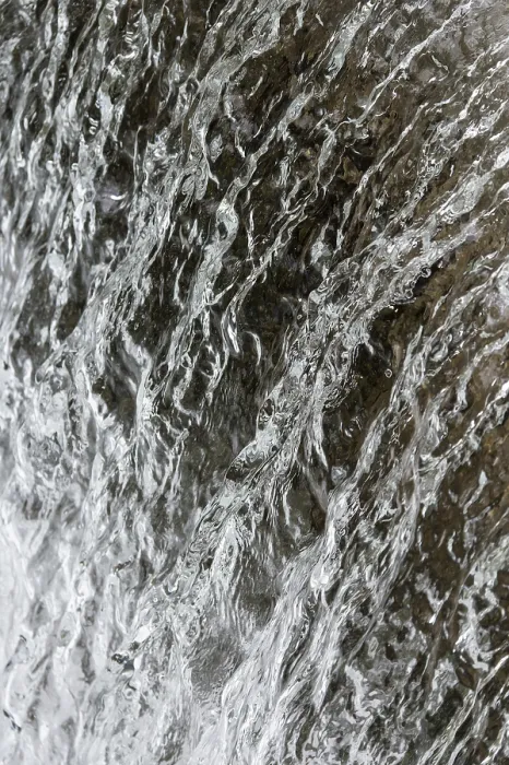 Gerahmter Druck : Wasserfall, Nahansicht. Gerahmter Druck : Wasserfall, Nahansicht.