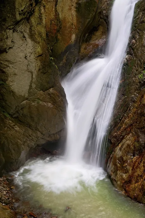 Gerahmter Druck : Wasserfall im Durnand-Tal Gerahmter Druck : Wasserfall im Durnand-Tal