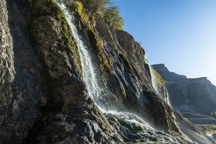 Gerahmter Druck : Wasserfall bei einem Überlauf des unteren Sees. Gerahmter Druck : Wasserfall bei einem Überlauf des unteren Sees.