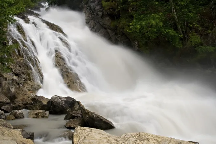 Gerahmter Druck : Simme-Wasserfall