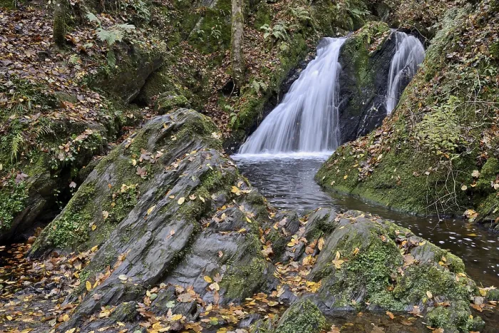 Gerahmter Druck : Wasserfall im wilden Enderttal. Gerahmter Druck : Wasserfall im wilden Enderttal.