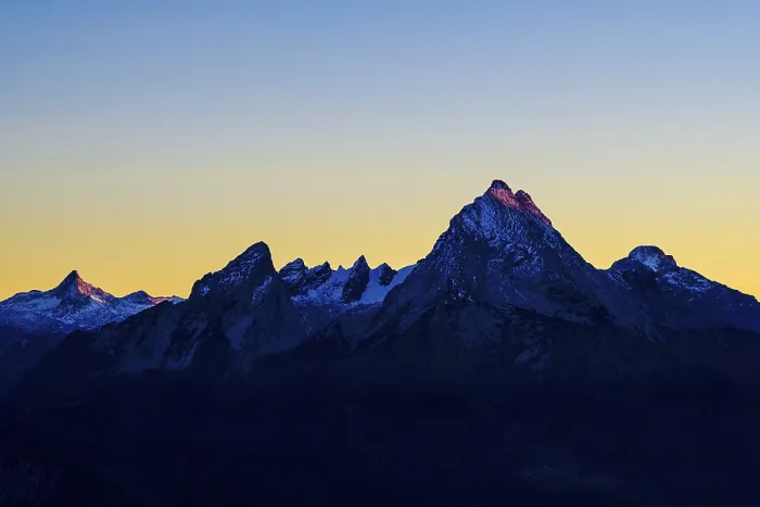 Gerahmter Druck : Watzmann im letzten Abendlicht. Gerahmter Druck : Watzmann im letzten Abendlicht.