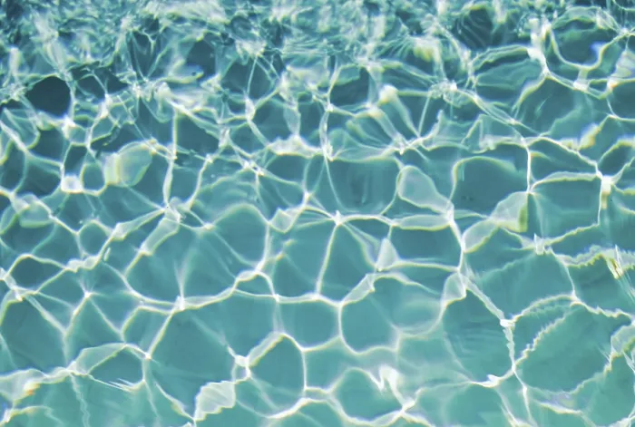 Gerahmter Druck : Wellen in einem Becken. Gerahmter Druck : Wellen in einem Becken.