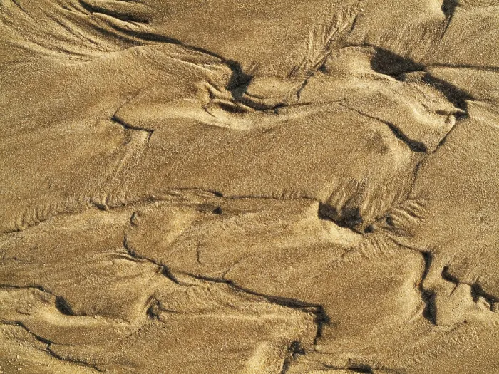 Gerahmter Druck : Wellenmuster im Sand der Bucht. Gerahmter Druck : Wellenmuster im Sand der Bucht.