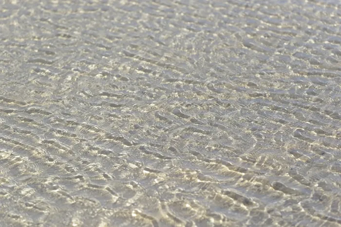 Gerahmter Druck : Wellenbewegte Wasserfläche, Hintergrundbild. Gerahmter Druck : Wellenbewegte Wasserfläche, Hintergrundbild.