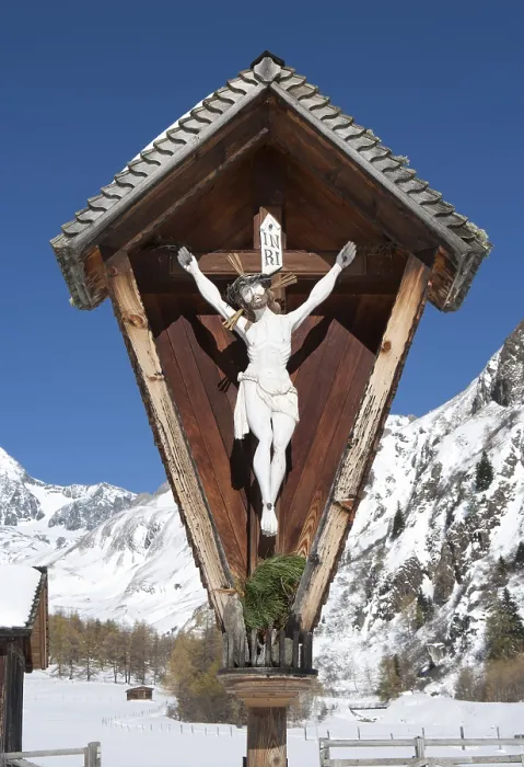 Gerahmter Druck : Wegkapelle mit dem Großglockner Gerahmter Druck : Wegkapelle mit dem Großglockner