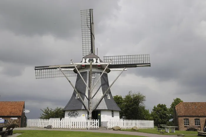 Gerahmter Druck : Werdumer Mühle, Werdum, Windmühle Gerahmter Druck : Werdumer Mühle, Werdum, Windmühle