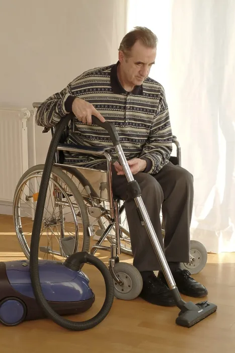 Gerahmter Druck : Rollstuhlfahrer Gerahmter Druck : Rollstuhlfahrer