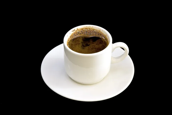 Gerahmter Druck : Weißer Kaffeebecher Gerahmter Druck : Weißer Kaffeebecher