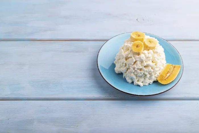 Gerahmter Druck : Weißer Quark, Käsekuchen Gerahmter Druck : Weißer Quark, Käsekuchen
