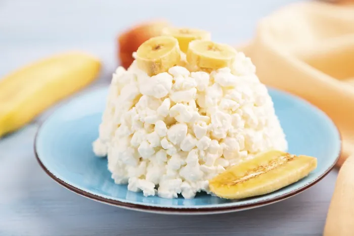 Gerahmter Druck : Weißer Quark, Käsekuchen Gerahmter Druck : Weißer Quark, Käsekuchen