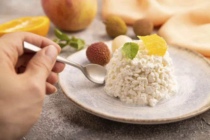 Gerahmter Druck : Weißer Quark, Käse. Gerahmter Druck : Weißer Quark, Käse.