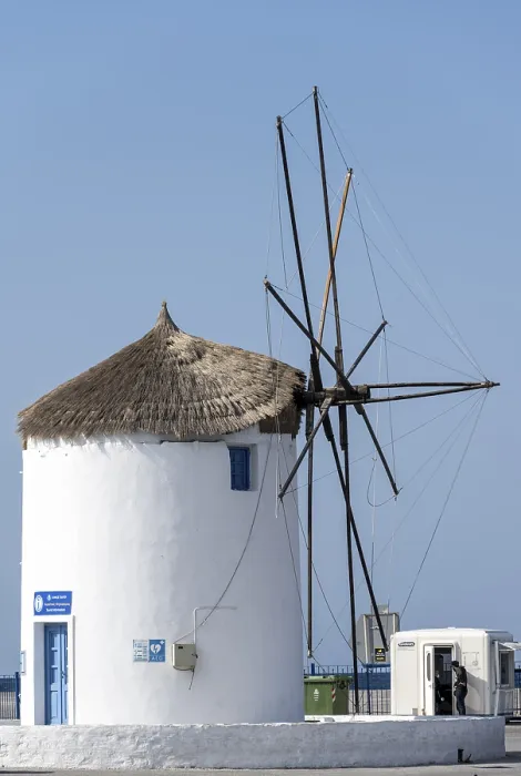 Gerahmter Druck : Weißer Windmühlen, Paros, Kykladen Gerahmter Druck : Weißer Windmühlen, Paros, Kykladen