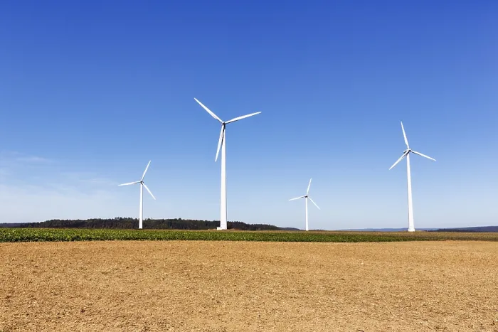 Gerahmter Druck : Windpark, Windturbinen, Felder. Gerahmter Druck : Windpark, Windturbinen, Felder.