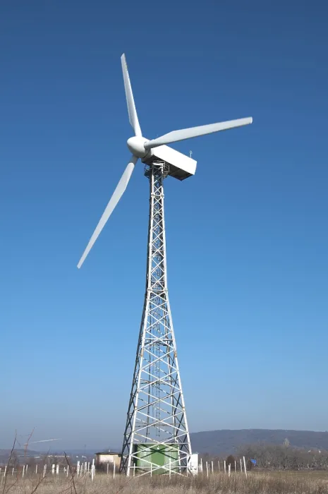 Gerahmter Druck : Windgeneratoren auf blauem Himmel. Gerahmter Druck : Windgeneratoren auf blauem Himmel.