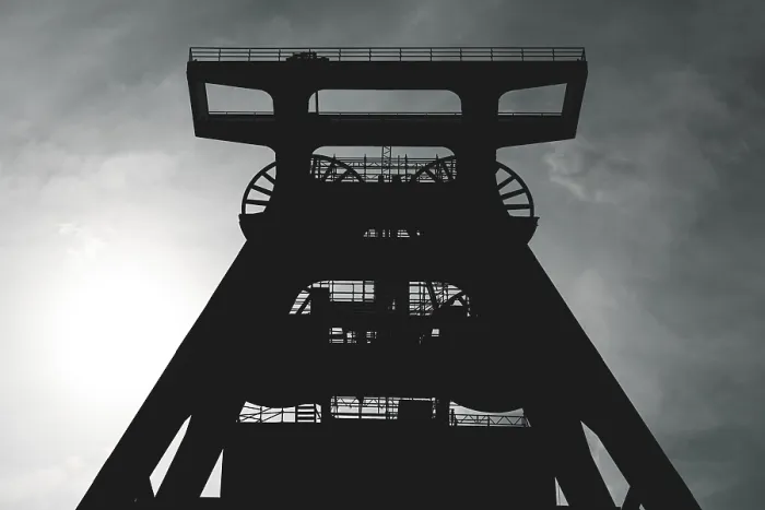 Gerahmter Druck : Schlausteckturm, Silhouette, Kontrastlicht.
