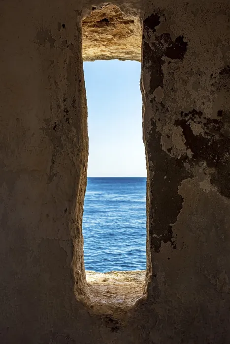 Gerahmter Druck : Ein Fenster zum Meer. Gerahmter Druck : Ein Fenster zum Meer.
