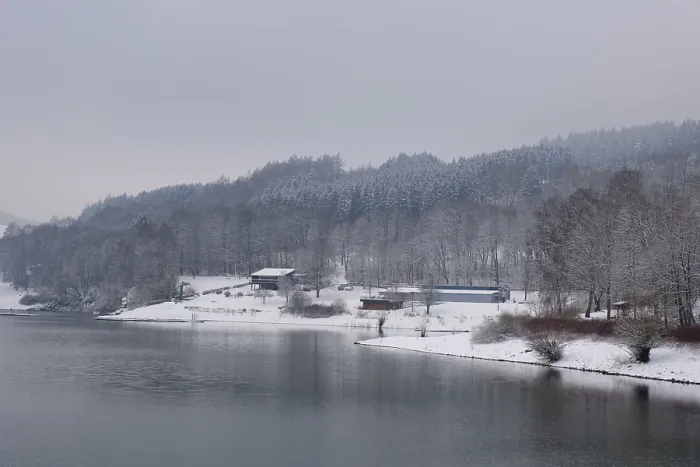 Gerahmter Druck : Winterlandschaft am Hennesee Gerahmter Druck : Winterlandschaft am Hennesee