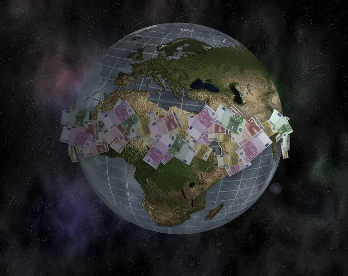 Gerahmter Druck : Weltglobus und Euro-Scheine Gerahmter Druck : Weltglobus und Euro-Scheine